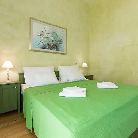 فيلة Deluxe Vizija Kras