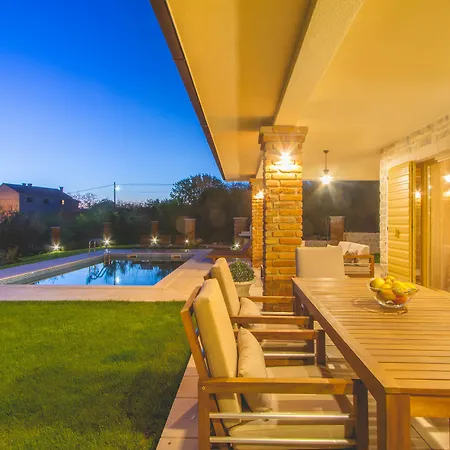 Deluxe Vizija * Kras